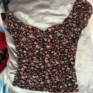 MOA MOA off the shoulder, tight, snatching cropped shirt